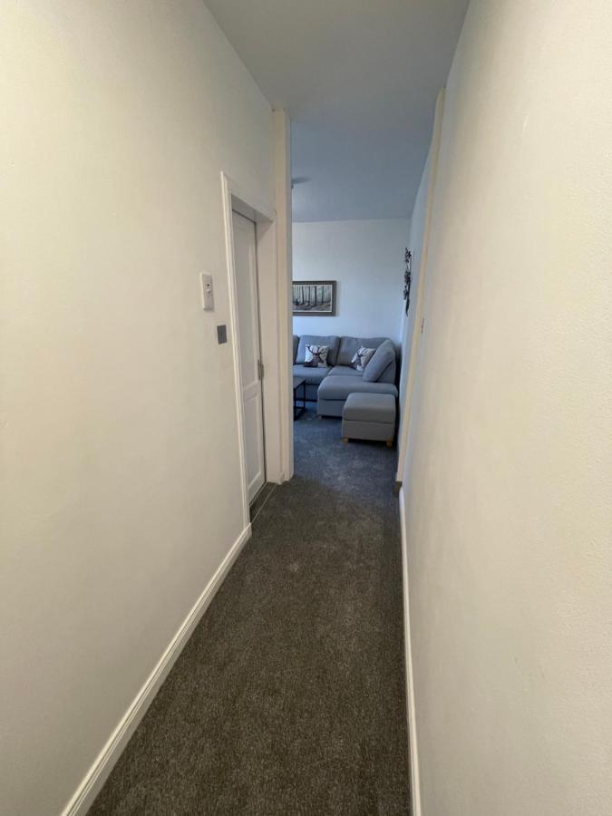 Crown Aros Beag, Ultra City Central 2 Bedroom Apartment With Free Parking Onsite Inverness Extérieur photo
